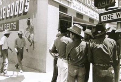 Joel Meyerowitz, New Mexico, from the portfolio Early Years, 1972.  Gelatin silver print, 11 x 14".  Mildred Lane Kemper Art Museum, Washington University in St.  Louis.  Gift of Joanne and Douglas Milch, 2003