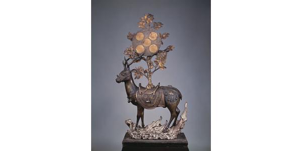 Unknown Artist, Deer Bearing Symbols of the Kasuga Deities, Nanboku-chō period, 14th century, bronze, Hosomi Museum