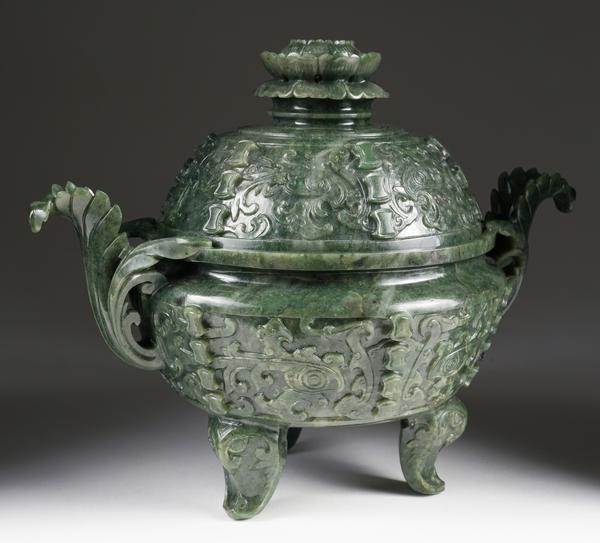 18th century dark green Chinese jade covered censer