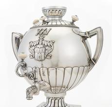 Fabergé Silver Samovar, Moscow, 1908-1917, Coat of arms of the Berdyaev family.  Est.  $35,000-55,000