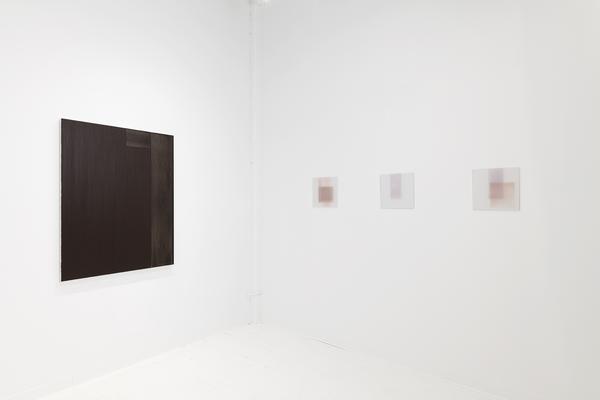 Installation View: GJ Kimsunken, Debra Ramsay at Yl GALLERY, 2021