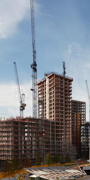 View southwest at the new U.S.  Embassy London in Nine Elms, across park.  Photographer: Richard Bryant/arcaidimages.com