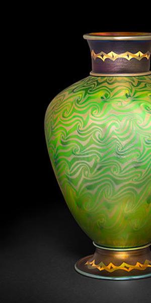 Tiffany Studios, Byzantine Vase, favrile glass, 14 5/8 × 9 1/2 in.  Collection of Stanley and Dolores Sirott, © David Schlegel, courtesy of Paul Doros.  Image courtesy of The Huntington Library, Art Collections, and Botanical Gardens.