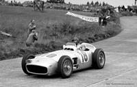 Bonhams will offer the 1954 2½-litre straight-8 Mercedes-Benz W196 einsitzer– chassis number ‘00006/54’ – in which five-times World Champion Driver Juan Manuel Fangio won both the 1954 German and Swiss Grand Prix races