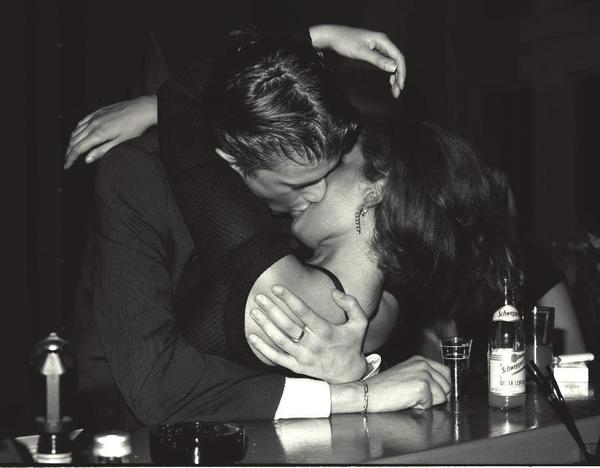 Harry Benson, Berlin Kiss, Archival Pigment Print, 1996.