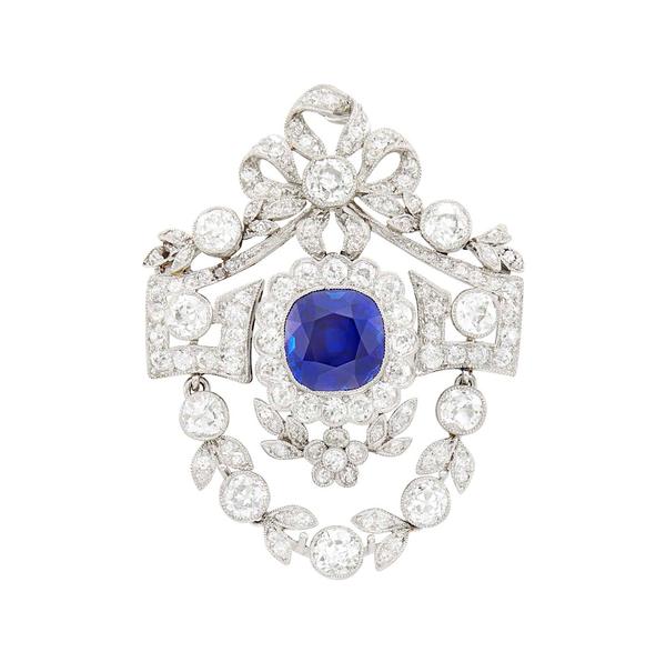 Kashmir ‘Royal Blue’ Sapphire, 5.12 carats, set in a Belle Époque diamond brooch.  Sold for $409,500.