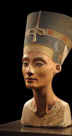 Bust of Queen Nefertiti at the Neues Museum, Berlin