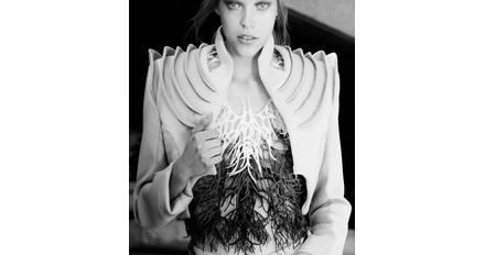 3D printing provides unique design freedom to achieve complex geometries as found in the Kelp Jacket (also in headline image), which was 3D printed on a Stratasys Objet500™ Connex3 Color Multi-material 3D Printer.  Photography: Ger Ger.  2015 for Schön! Magazine (UK), September Issue.  