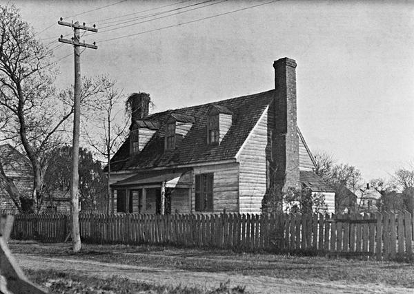 Front elevation of the Dudley Digges House in its original location on Prince George Street, Williamsburg, Virginia.  Photo by Earl Gregg Swem, 1921.