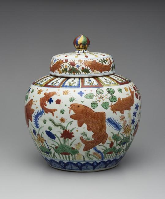 Lidded jar with design of a lotus pond, China; Jingdezhen, Jiangxi province Ming dynasty (1368–1644), Reign of the Jiajing emperor (1522–1566)