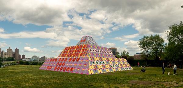 Rendering of Jeffrey Gibson’s ‘Because Once You Enter My House It Becomes Our House’ in the Park’s landscape; Courtesy the Artist, Socrates Sculpture Park, Sikkema Jenkins & Co., New York; Kavi Gupta, Chicago; Roberts Projects, Los Angeles