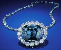 the Hope Diamond in its current setting