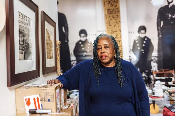 Mildred Howard in her studio in South Berkeley, California, ca.  2017.  Photo by Michael M.  Santiago.  Courtesy of Michael M.  Santiago / San Francisco Chronicle / Polaris.