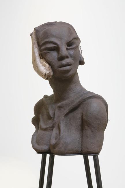 WANGECHI MUTU, Detail of ​I am Speaking, Can you hear me?,​ 2020.  Paper pulp, wood glue, soil, charcoal, bone, feathers, shells, wood, metal stands 22 1/8 x 32 1/2 x 14 1/8 in.  (overall).  Courtesy of the Artist and Vielmetter Los Angeles.  Photo Credit Robert Wedemeyer