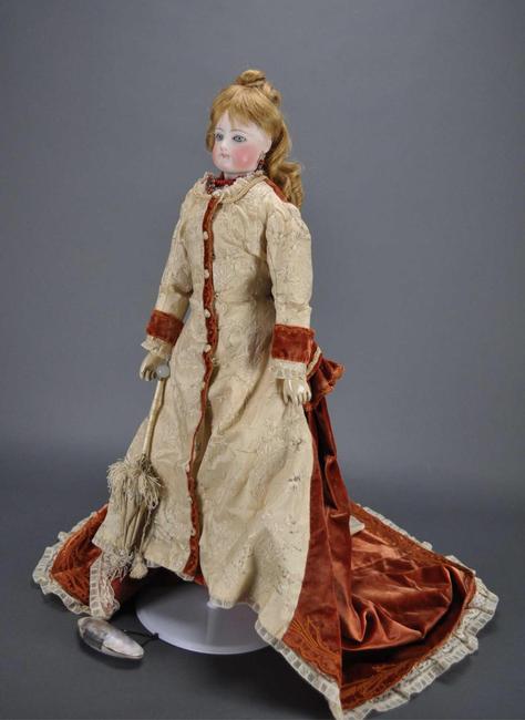 Quinn's to auction antique and collectible dolls, fine and