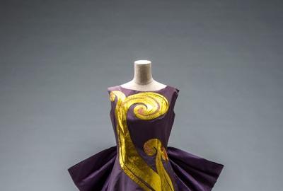 Toshiko Yamawaki (1887–1960), Japan, Evening Dress with Wave Motif, 1956, silk taffeta with gold-thread embroidery, Collection of The Kyoto Costume Institute, Inv.  AC12555 2011-8-35AB, Gift from Yamawaki Fashion Art College, photo by Takashi Hatakeyama