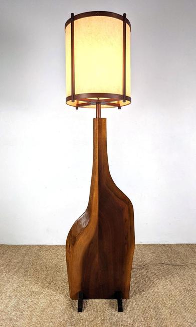 living edge floor lamp