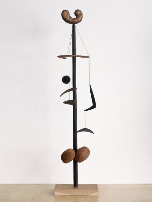 Isamu Noguchi.  Untitled, 1943.  Wood, string.  23 1/4 x 5 3/8 x 3 1/2 inches (59.1 x 13.7 x 8.9 cm).  ©The Isamu Noguchi Foundation and Garden Museum, New York/ARS.  Photograph by Kevin Noble.