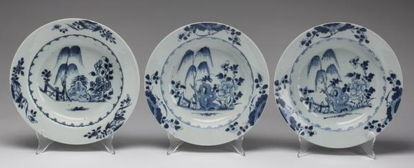 These three gorgeous blue and white porcelain plates from the Nanking Cargo will be sold by Great Gatsby's Auction Gallery, Feb.  10-12 in Atlanta, Ga.