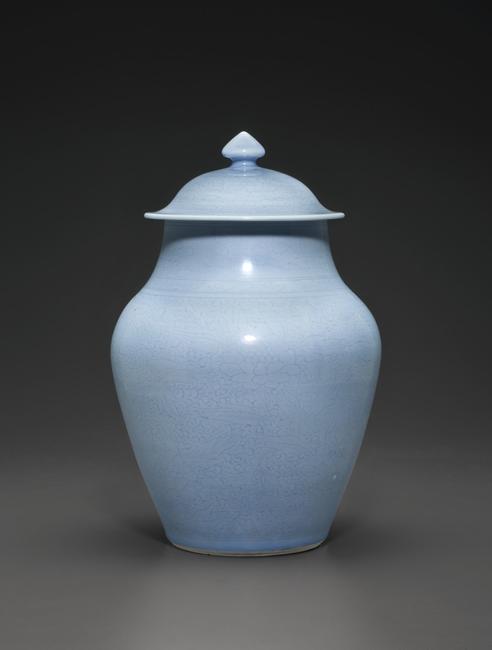 A Rare Incised Lavender-Blue-Glazed Jar And Cover Shunzhi Period, circa 1650 14 ½ in.  (36.8 cm.) high Estimate: $50,000-70,000 