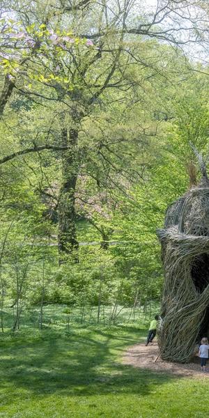 Patrick Dougherty, A Waltz in the Woods