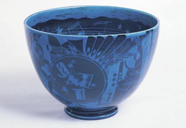 "The New Yorker" (Jazz) Punch Bowl, 1931; Designed by Viktor Schreckengost (American, 1906–2008); Manufactured by Cowan Pottery Studio (Rocky River, Ohio, USA); Glazed, molded earthenware; 29.9 x 42.2 cm (11 3/4 x 16 5/8 in.); Cooper Hewitt, Smithsonian Design Museum, Gift of Mrs.  Homer Kripke, 1980-21-7; Photo: © Smithsonian Institution