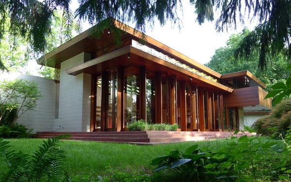 Original site along Millstone River in New Jersey of the Bachman-Wilson House designed by Frank Lloyd Wright.  TarantinoSTUDIO © 2013; courtesy Crystal Bridges Museum of American Art, Bentonville, Arkansas 