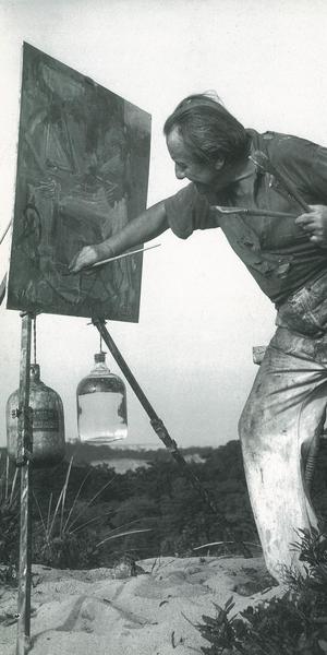 Hans Hofmann painting in the dunes, 1942.