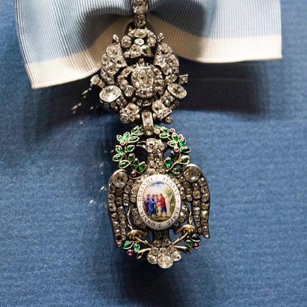 The Diamond Eagle presented to George Washington