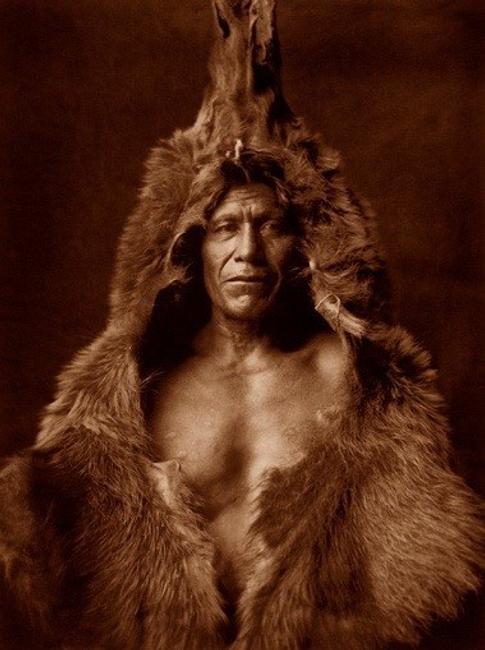 Edward S.  Curtis, Bear's Belly - Arikara, 1908, photogravure, courtesy of the Christopher G.  Cardozo Collection 