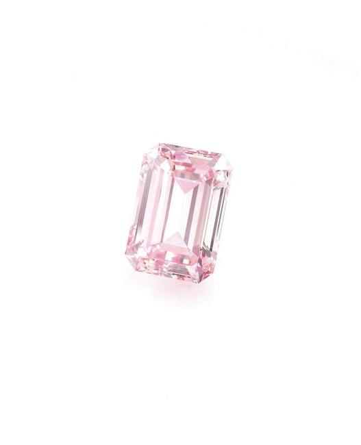 The Perfect Pink, a rectangular-cut Fancy Intense pink diamond ring of 14.23 cts, led Christie’s Hong Kong auctions in November, selling for US$23,165,968, or US$1.6 million per carat – the most expensive jewel ever sold in Asia.