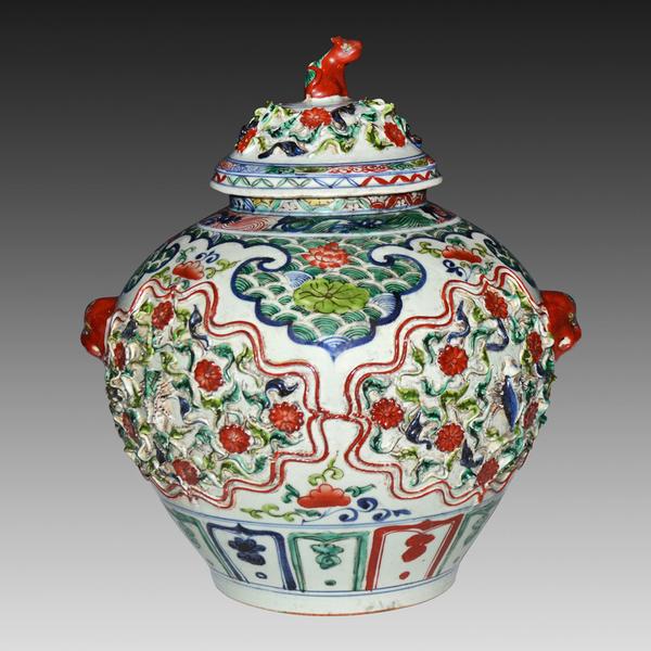 Yuan wucai guan from Bo Ling Di Studio.  Gianguan Auctions, September 9 sale.  