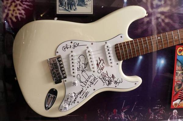 Electric guitar signed by original members of the legendary rock group The Grateful Dead, to include their late frontman Jerry Garcia.