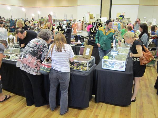 Dallas Vintage Clothing and Jewelry Show