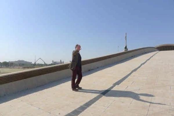 Jonathan Watkins at the Tomb of the Unknown Soldier, inside the Green Zone,Baghdad, Iraq Courtesy Ruya Foundation