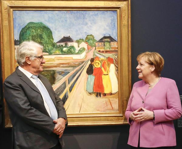 Billionaire SAP co-founder Hasso Plattner and Chancellor Dr.  Angela Merkel in front of Edvard Munch's "Girls on the Bridge" at Museum Barberini.  The painting sold for $54.5 million at Sotheby's in Nov.  2016.