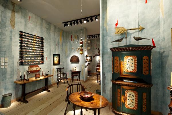 Robert Young Antiques at Masterpiece London - "Stand of the Year, Highly Commended ."