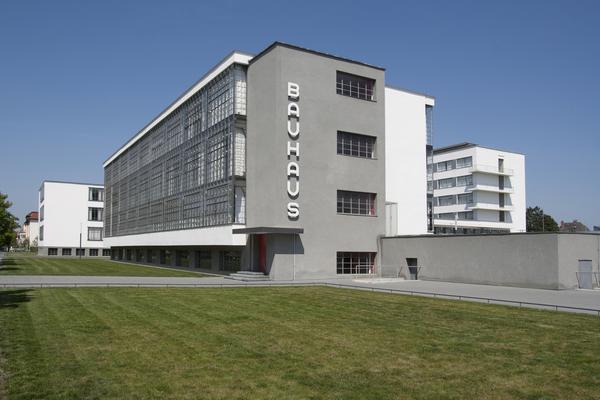 Bauhaus Dessau ©Bauhaus Dessau Foundation, Photograph: Yvonne Tenschert, 2011