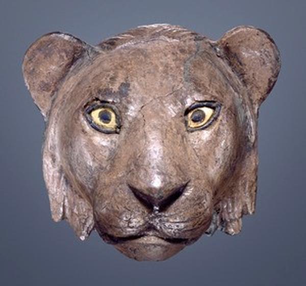 Head of a Lion, Mesopotamia, Sumerian, Ur, PG 800, Dromos of Queen Puabi’s Tomb, U.10465, Early Dynastic IIIa, ca.  2550–2400 B.C., Silver, lapis lazuli, and shell, 4 3/8 × 4 3/4 in.  (11.1 × 12.1 cm).  University of Pennsylvania Museum of Archaeology and Anthropology, Philadelphia b17064.