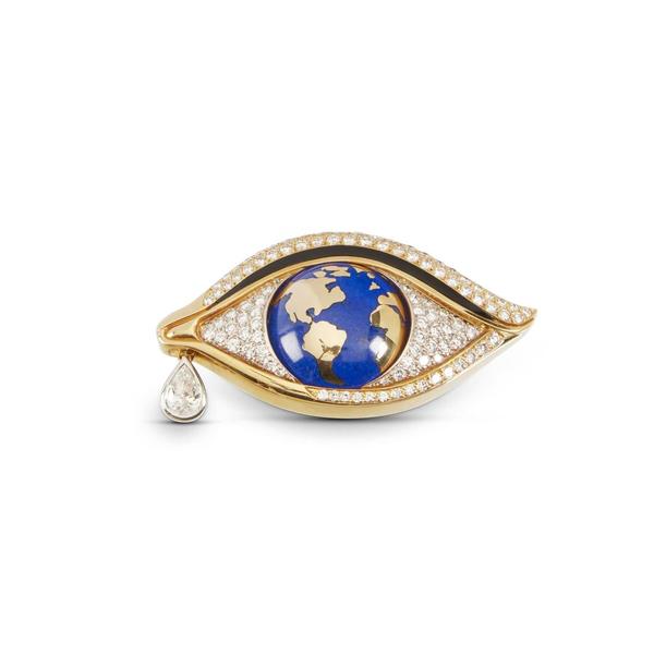 Mia Brattan 18kt, diamond, onyx, lapis lazuli eye-shaped brooch, with 100 round brilliant cut diamonds and one 1.03-carat pendeloque cut diamond (est.  CA$8,000-$12,000).  