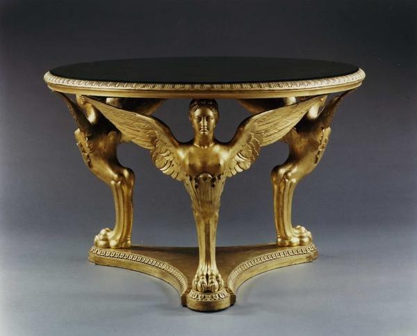 THE BUCKINGHAM PALACE CENTER TABLE ATTRIBUTED TO GEORGE MORANT AND SONS, English, circa 1840.