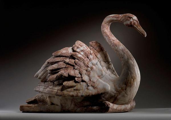 Tomasso exhibits a set of four English alabaster swans, Nicholas Stone (Attributed to) (1586-Exeter-1647).