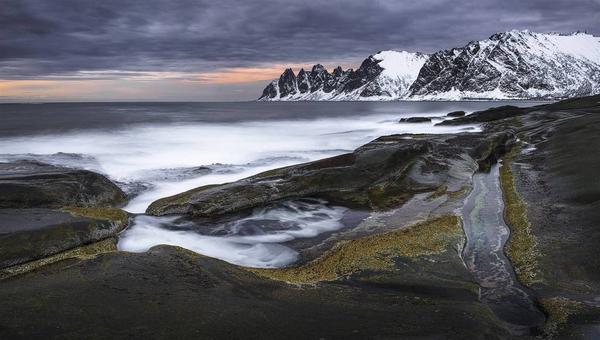 Olga Loschinina, Dragon's Jaw(Norway, Lofoten Islands), Photograph on Plexiglass, 24'' x 35.5''