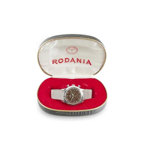 Circa 1960s Rodania Geometer gentleman’s wristwatch in remarkable condition, with ‘tropical’ dial exhibiting the perfect degree of uniform degradation (CA$25,960).  