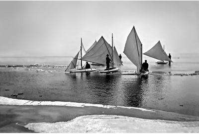 Scooters Taking Water, Climbing to Ice, Bellport, 1904