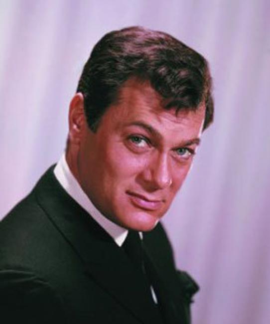 Actor Tony Curtis