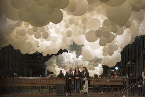 Charles Pétillon fills Covent Garden’s Market Building with thousands of balloons for latest cultural commission 