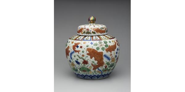 Lidded jar with design of a lotus pond, China; Jingdezhen, Jiangxi province Ming dynasty (1368–1644), Reign of the Jiajing emperor (1522–1566)