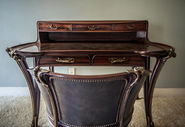 Water Lilies desk and chair spotted in Carencro, LA, c.1904, Louis Majorelle.