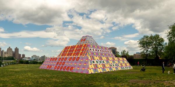 Rendering of Jeffrey Gibson’s ‘Because Once You Enter My House It Becomes Our House’ in the Park’s landscape; Courtesy the Artist, Socrates Sculpture Park, Sikkema Jenkins & Co., New York; Kavi Gupta, Chicago; Roberts Projects, Los Angeles